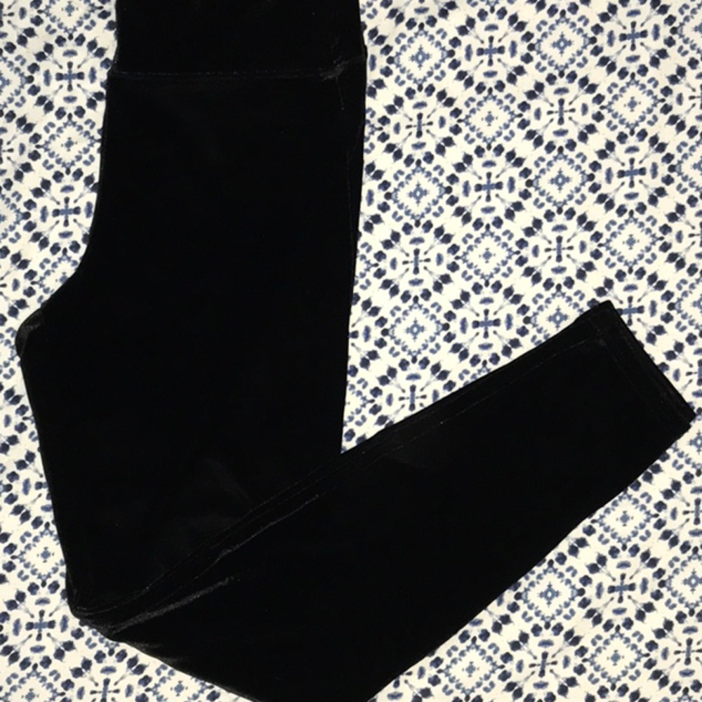 GAP velvet black leggings